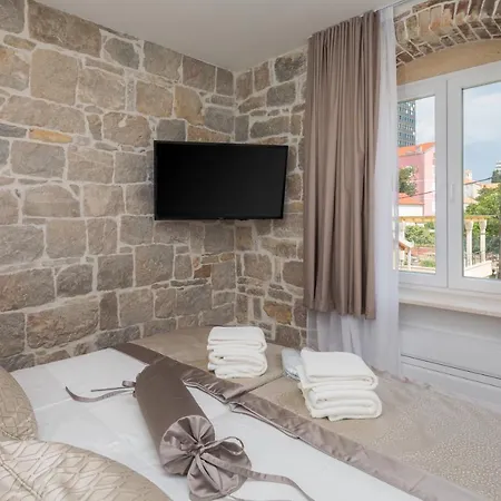 Mediterra Bed & Breakfast