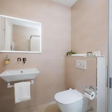 Mediterra 4*