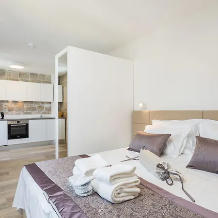 Mediterra 4* スプリト