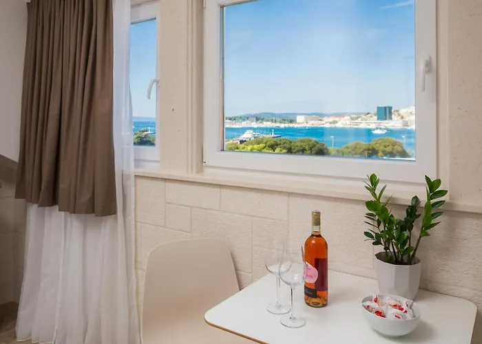 Mediterra Bed & Breakfast