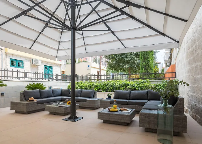 Mediterra 4*